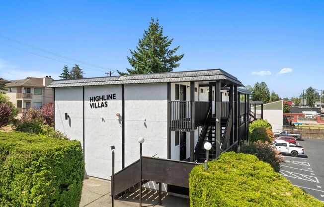 Highline Villas - Renovated 1-Bedroom Apartment | Steps from Downtown Burien