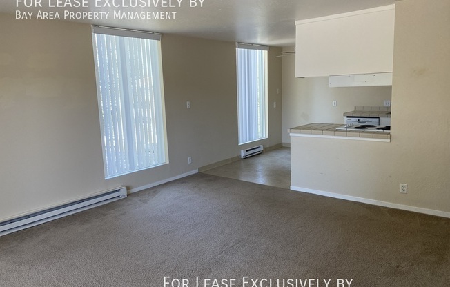 1335 El Camino Real