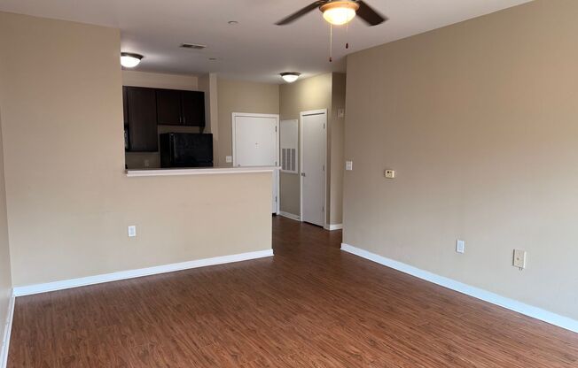 1 bed, 1 bath, 525 sqft, $1,000, Unit 103