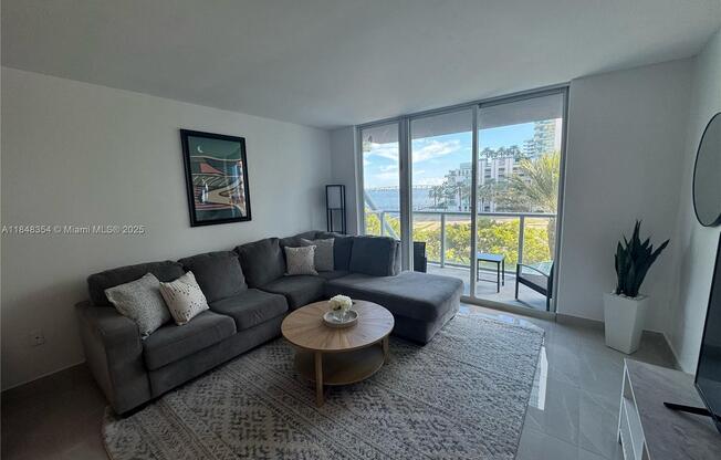1155 Brickell Bay Dr