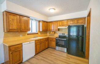 3 beds, 2 baths, $1,250