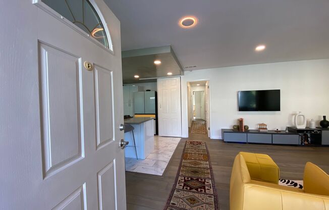 Stunning 3-bedroom, 2-bathroom coastal condo with Modern Custom Upgrades!