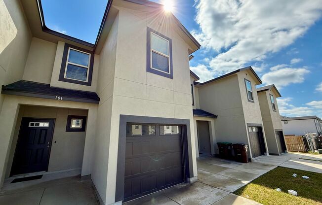 Beautiful Quadplex Unit Available for Rent in a Gated Community!