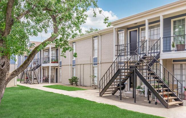 Gessner Park - Apartment Living in Houston, TX