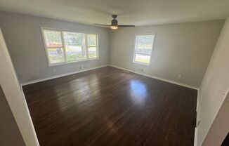 4 beds, 1 bath, $2,295, Unit #1