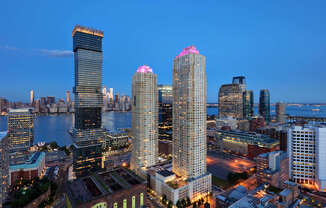 The Height of Luxury Living in Downtown Jersey City