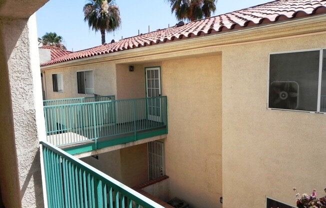 2 beds, 2 baths, $2,350