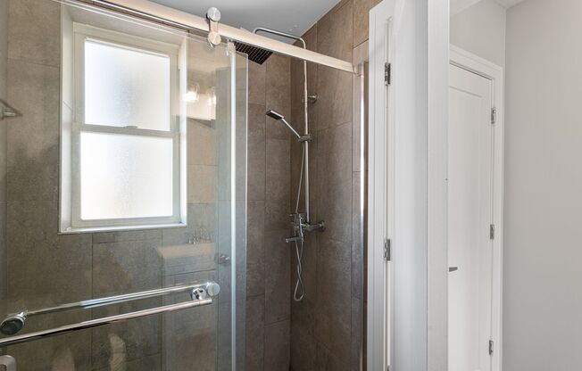 1 bed, 1 bath, 446 sqft, $1,750, Unit 607