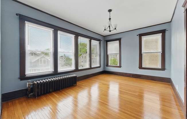 466 LOCUST ST