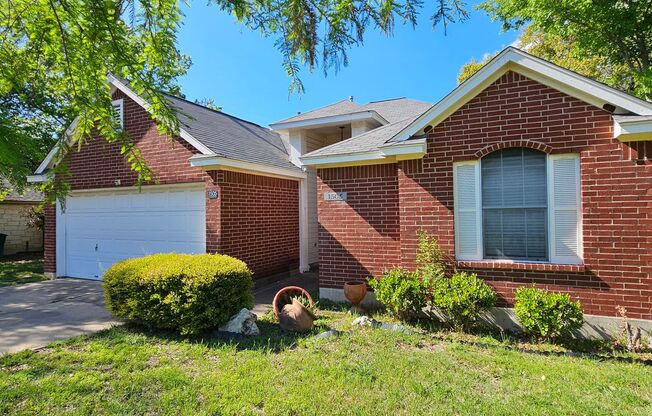 Beautiful 4 Bed / 2 Bath Single Story in the Woods At Crystal Falls