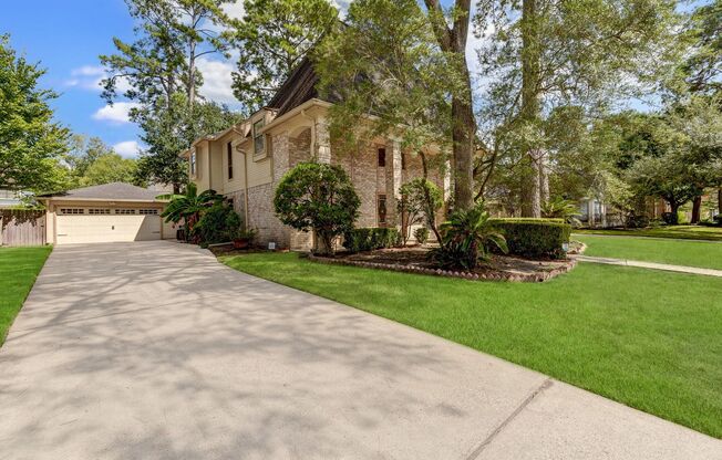 Stunning 4-Bedroom Home in Klein ISD with Backyard Retreat!