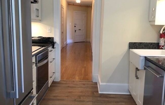 Spacious 2BR/1BA Apartment Available Now!! - Newly Renovated!!!