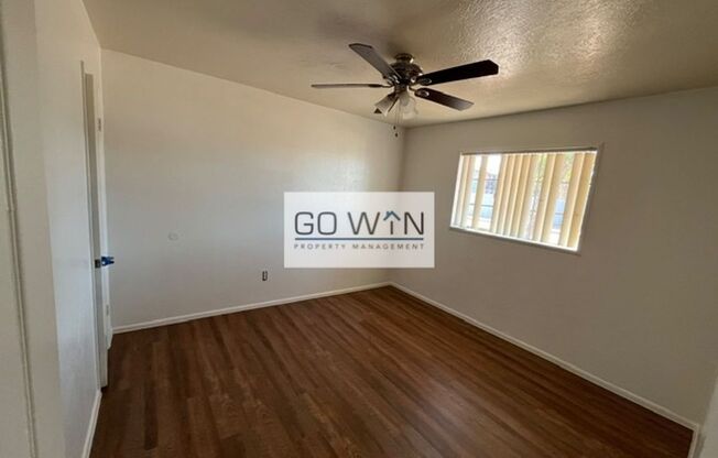 1944 W Amelia Ave