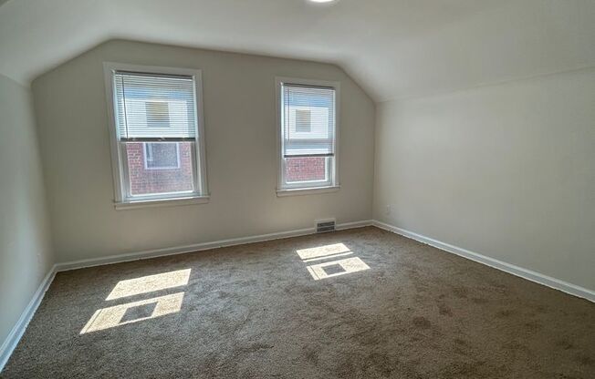 3 beds, 1 bath, $1,499