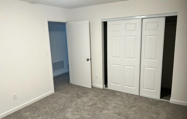 1 bed, 1 bath, $2,500