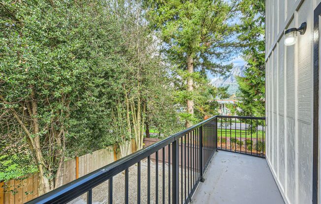 2 beds, 1.5 baths, 900 sqft, $2,195, Unit Unit 06