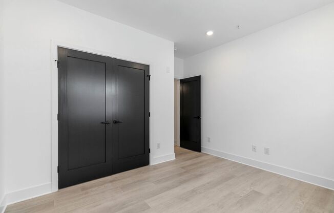 2 beds, 2 baths, 1,142 sqft, $1,850, Unit Unit 305