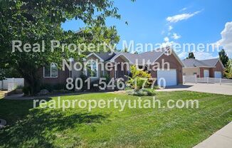 Lovely 3 Bedroom Home in Syracuse