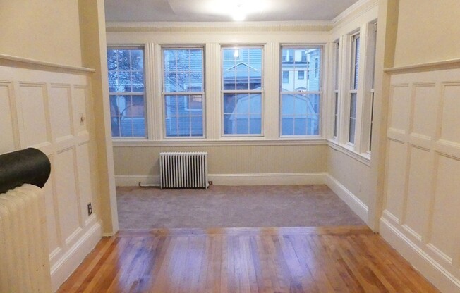 405 MAIN ST