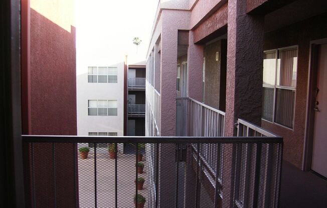 2 beds, 2 baths, 780 sqft, $2,375, Unit 317