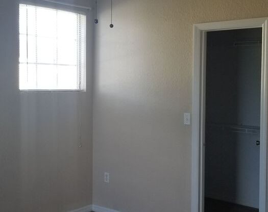 1 bed, 1 bath, 768 sqft, $1,175