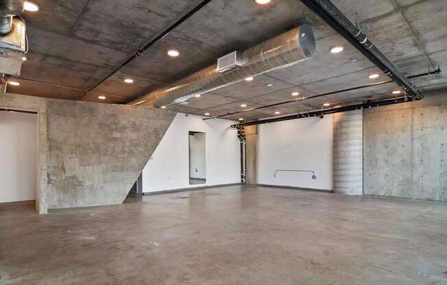 1 bed, 1 bath, 2,308 sqft, $5,600, Unit 232