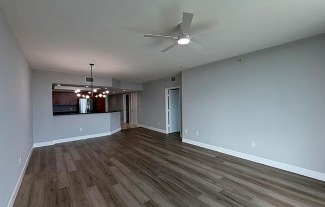 3 beds, 3 baths, $3,975, Unit # 1603