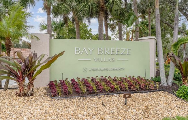 Welcome to Bay Breeze Villas | Bay Breeze Villas