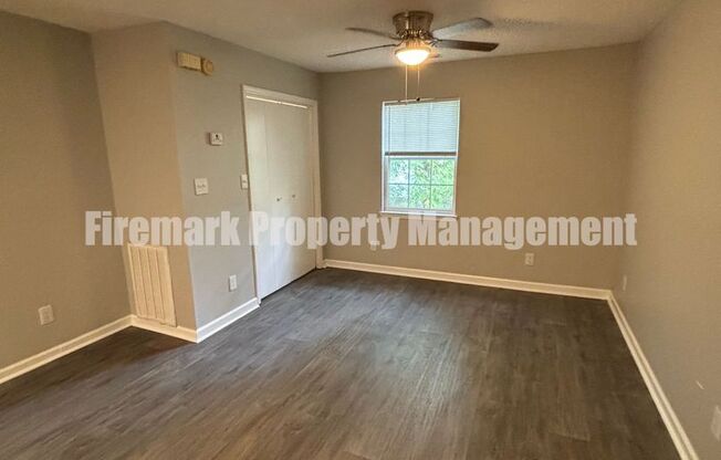 Studio, 1 bath, 318 sqft, $895, Unit 18