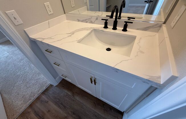 RENOVATED 4BD/2.5BA NEAR LONE MOUNTAIN