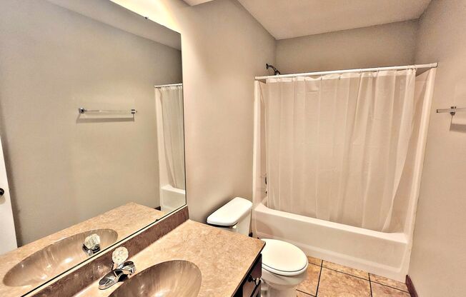 1 bed, 1 bath, $775, Unit 2302-09