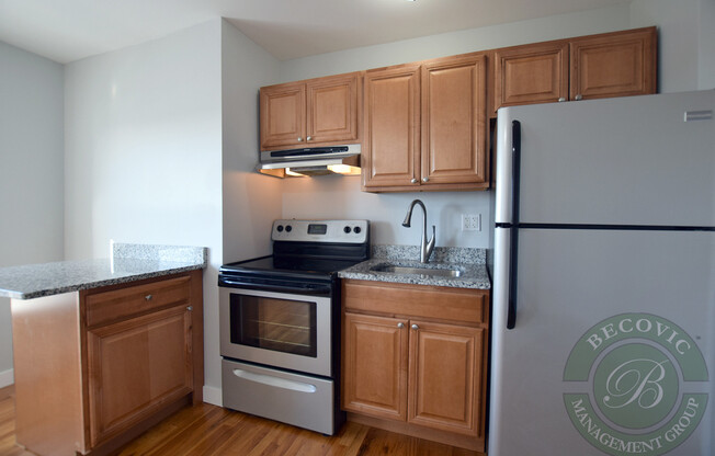 Studio, 1 bath, 250 sqft, $1,360, Unit 7450-86