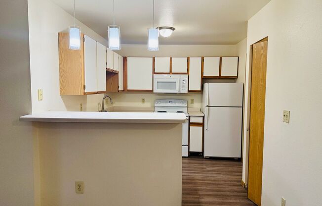 2 beds, 2 baths, 1,125 sqft, $1,675, Unit 2608C104