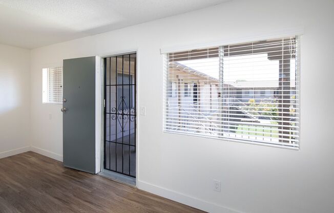 1 bed, 1 bath, $1,695, Unit 632-17