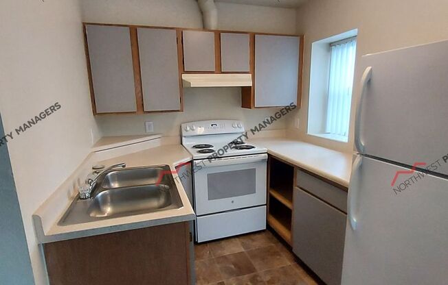 1 bed, 1 bath, 458 sqft, $895, Unit 1121-109