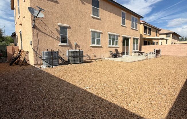 AMERICANA Property Mgmt - Large 4 beds, 2 story home in NLV gated community.