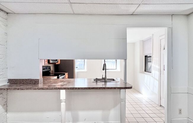 Spacious 2-Bedroom Apartment in Rittenhouse Square