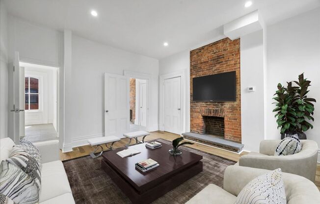 93 43rd Street