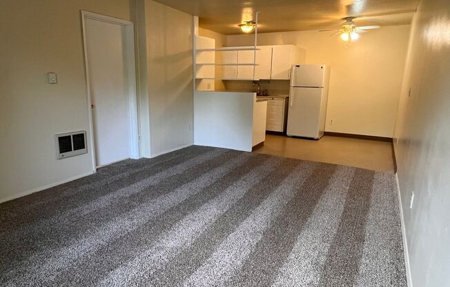 Crystal Springs Apartments