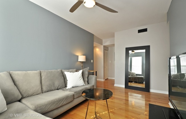 2649 N Kedzie Avenue Unit #3G