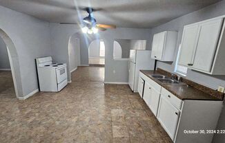 3 beds, 2 baths, $1,600