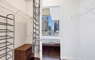 1 bed, 1 bath, $2,500, Unit # 1807