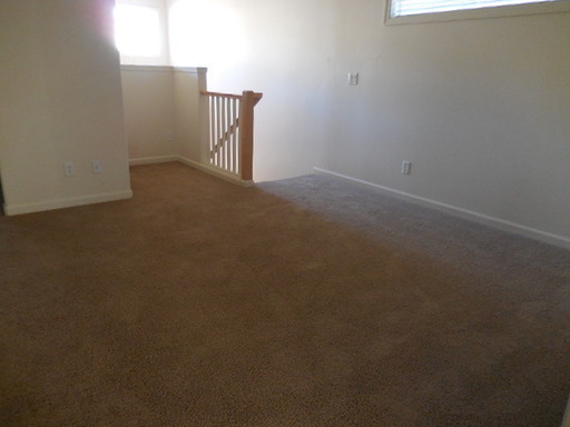 Great 3 bedroom - King City Pet friendly home. Showing Soon