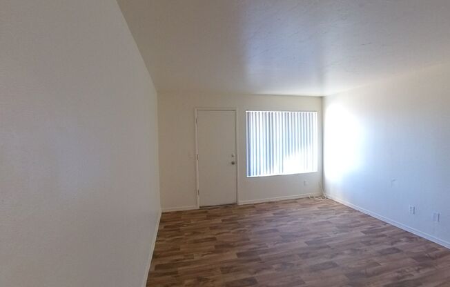 2 beds, 2 baths, 863 sqft, $1,170, Unit 23