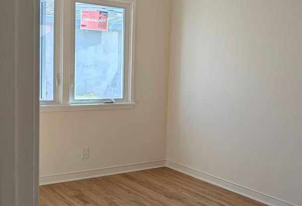 3 beds, 1 bath, $3,950, Unit 4090 W 135th St