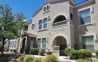 POPULAR FLOORPLAN IN A DESIREABLE GATED COMMUNITY!!