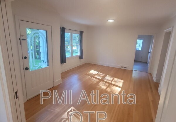 1952 WELLBOURNE DR NE