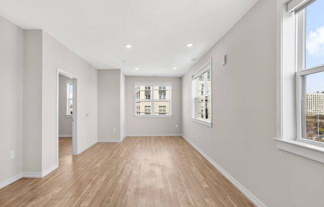 1 bed, 1 bath, 614 sqft, $2,871, Unit 201