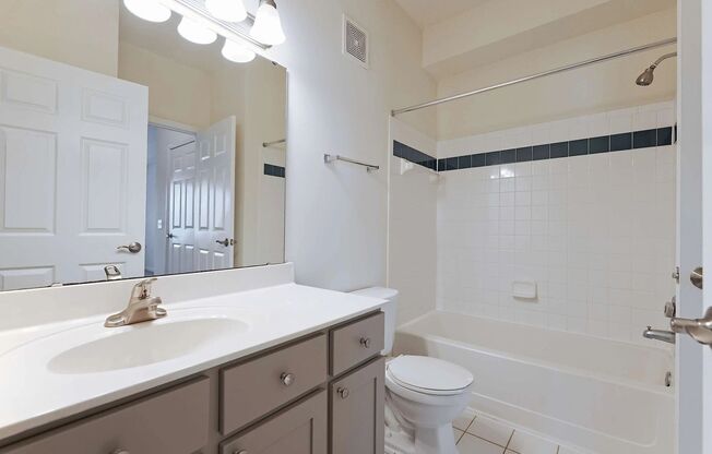 2 beds, 2 baths, 1,295 sqft, $1,470, Unit 3868-2D