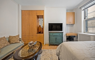 1 bed, 1 bath, 290 sqft, $2,750, Unit 3D